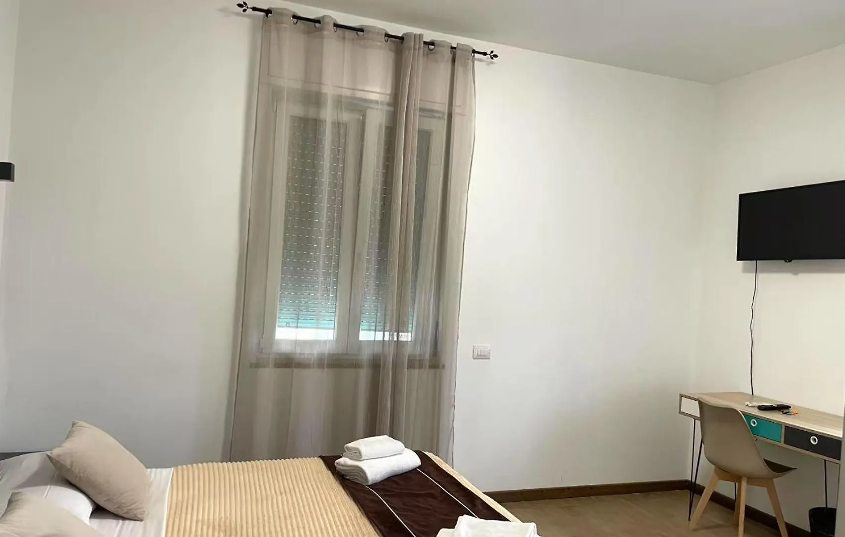 Fiera Rooms Verona Guest house